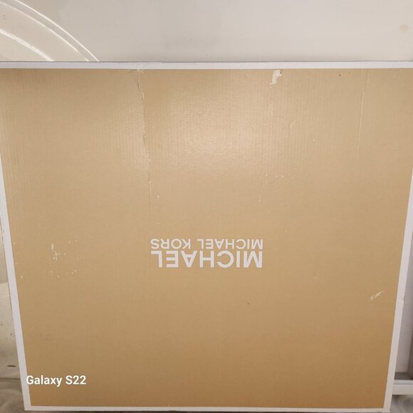 Michael Kors "Whitby" Fushia Booties. NIB. Size 5.5. Customer Return. - Picture 11 of 11